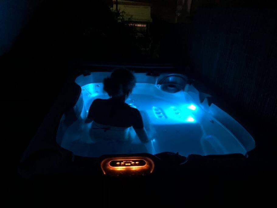 Logement Dans Un Lieu Calme Et Verdoyant A Proximite De Tout Avec Jacuzzi!!! Μπας-Τερ Εξωτερικό φωτογραφία